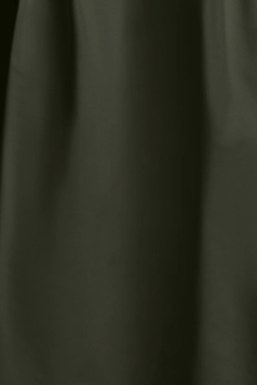 Pleated Front Crop Pant