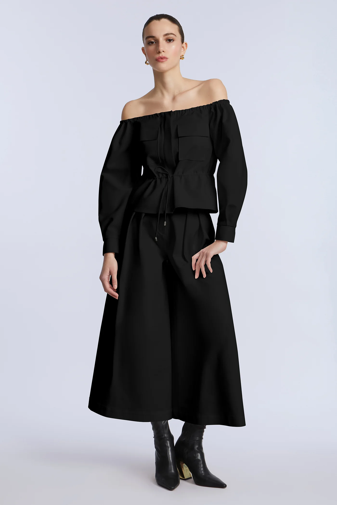 Pleated Front Crop Pant