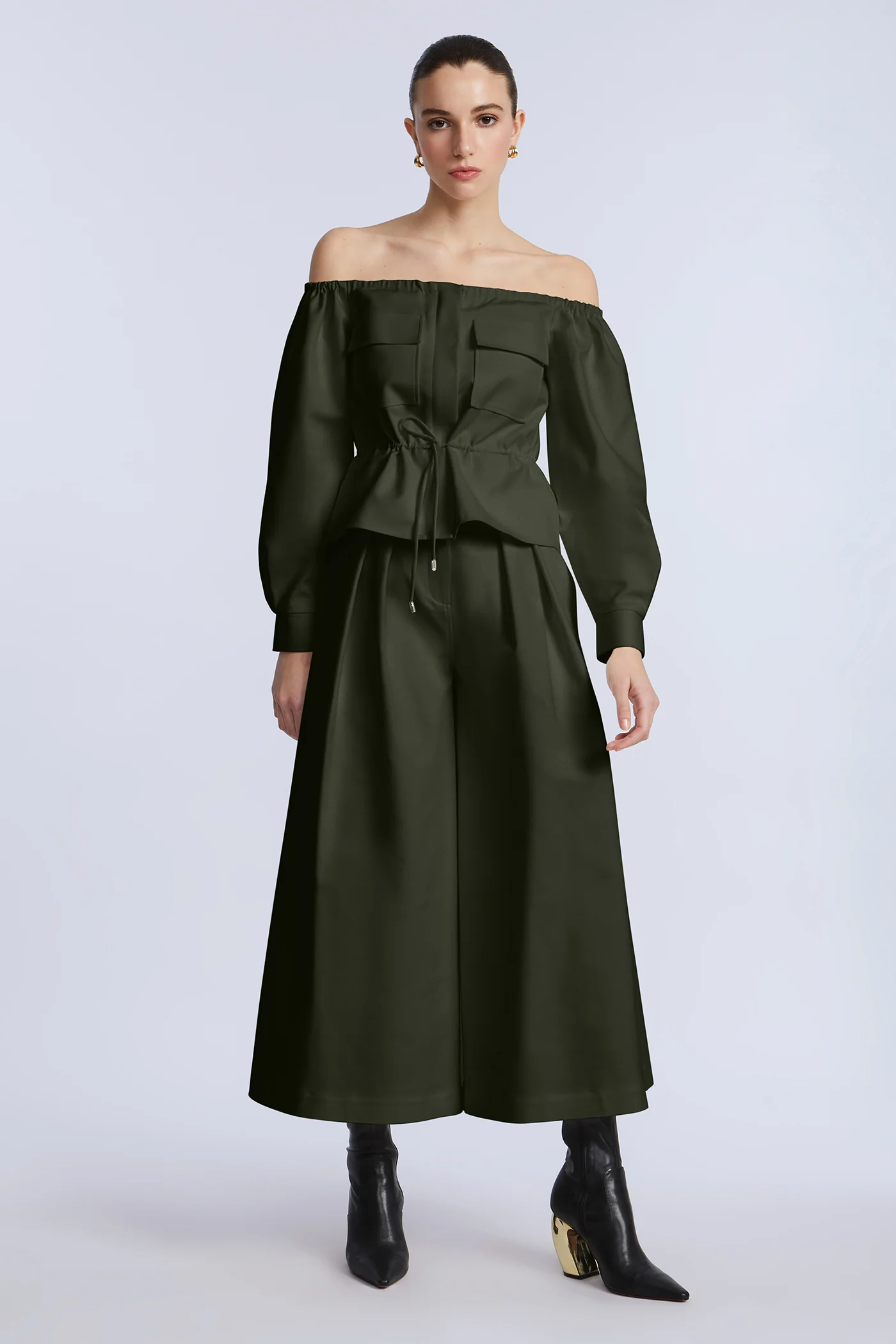 Pleated Front Crop Pant