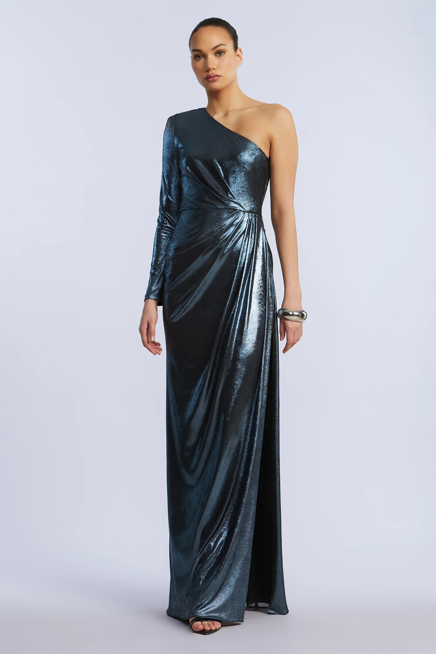 Strong Shoulder Gown
