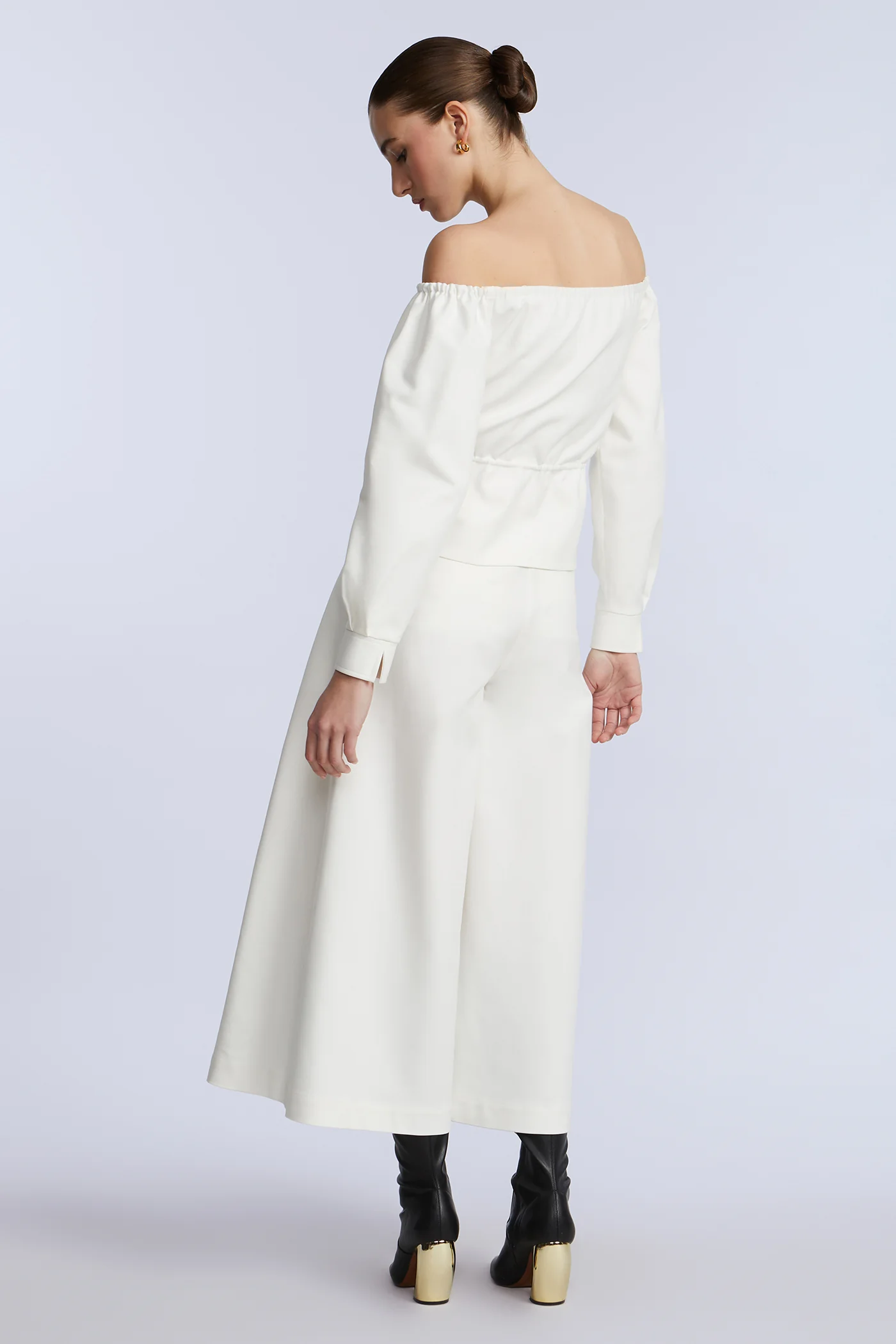 Pleated Front Crop Pant