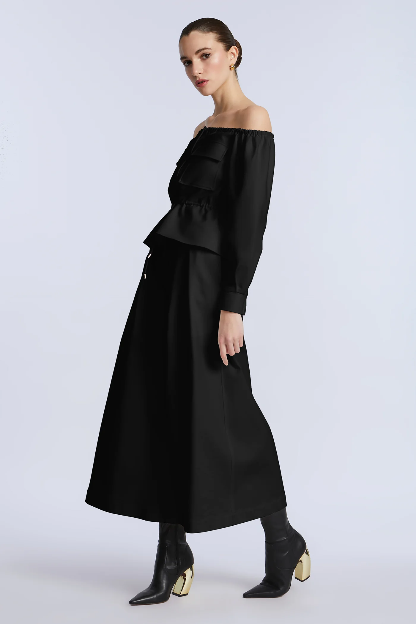 Pleated Front Crop Pant