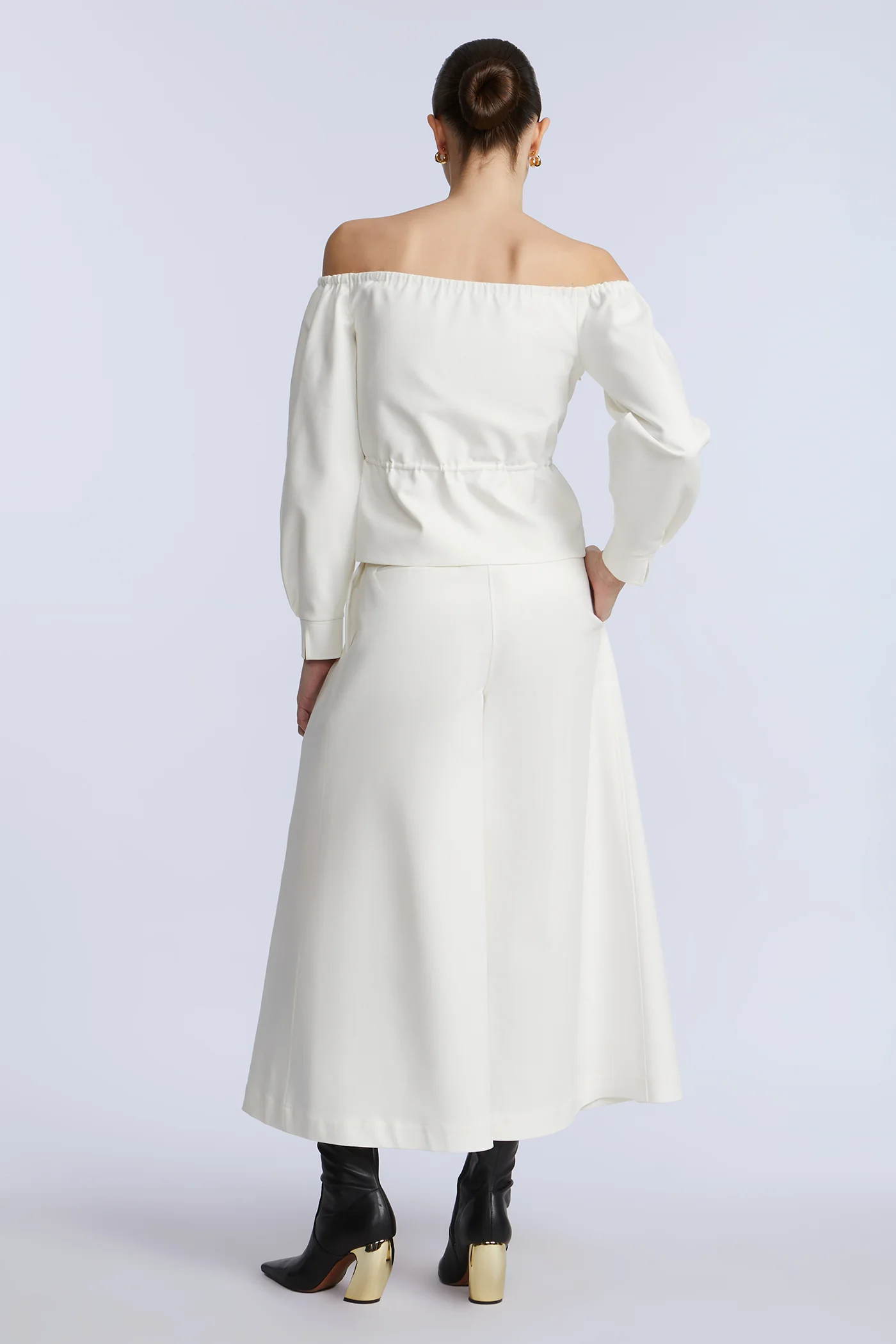 Pleated Front Crop Pant