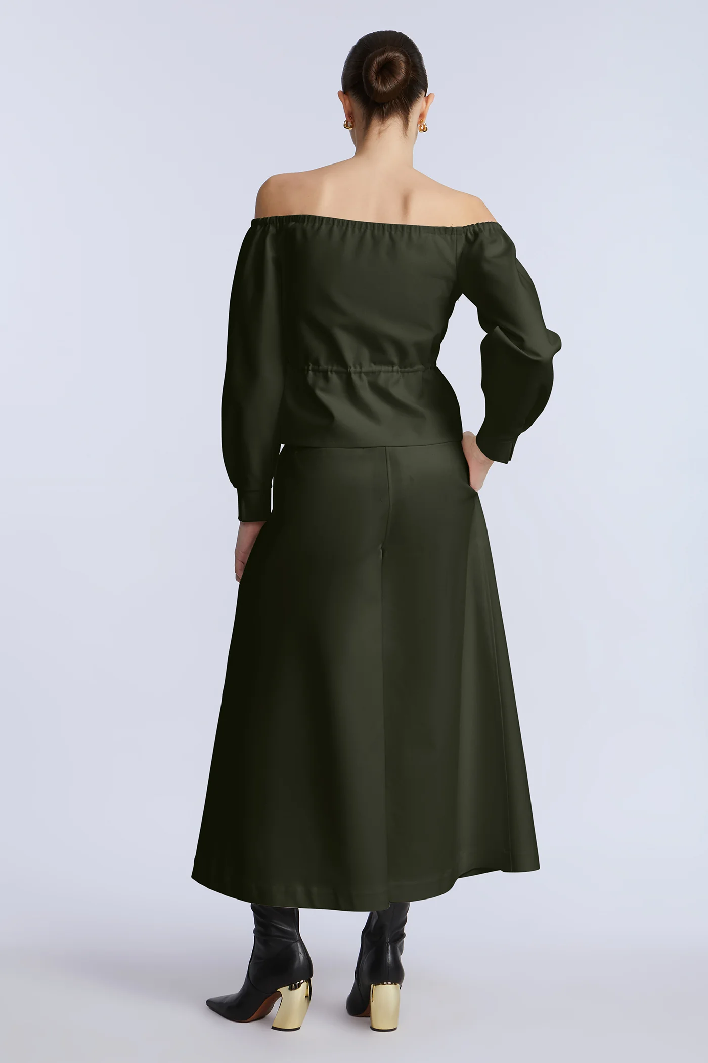 Pleated Front Crop Pant