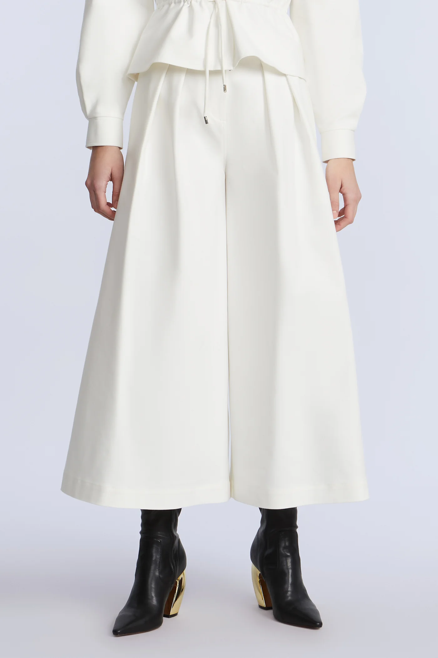 Pleated Front Crop Pant