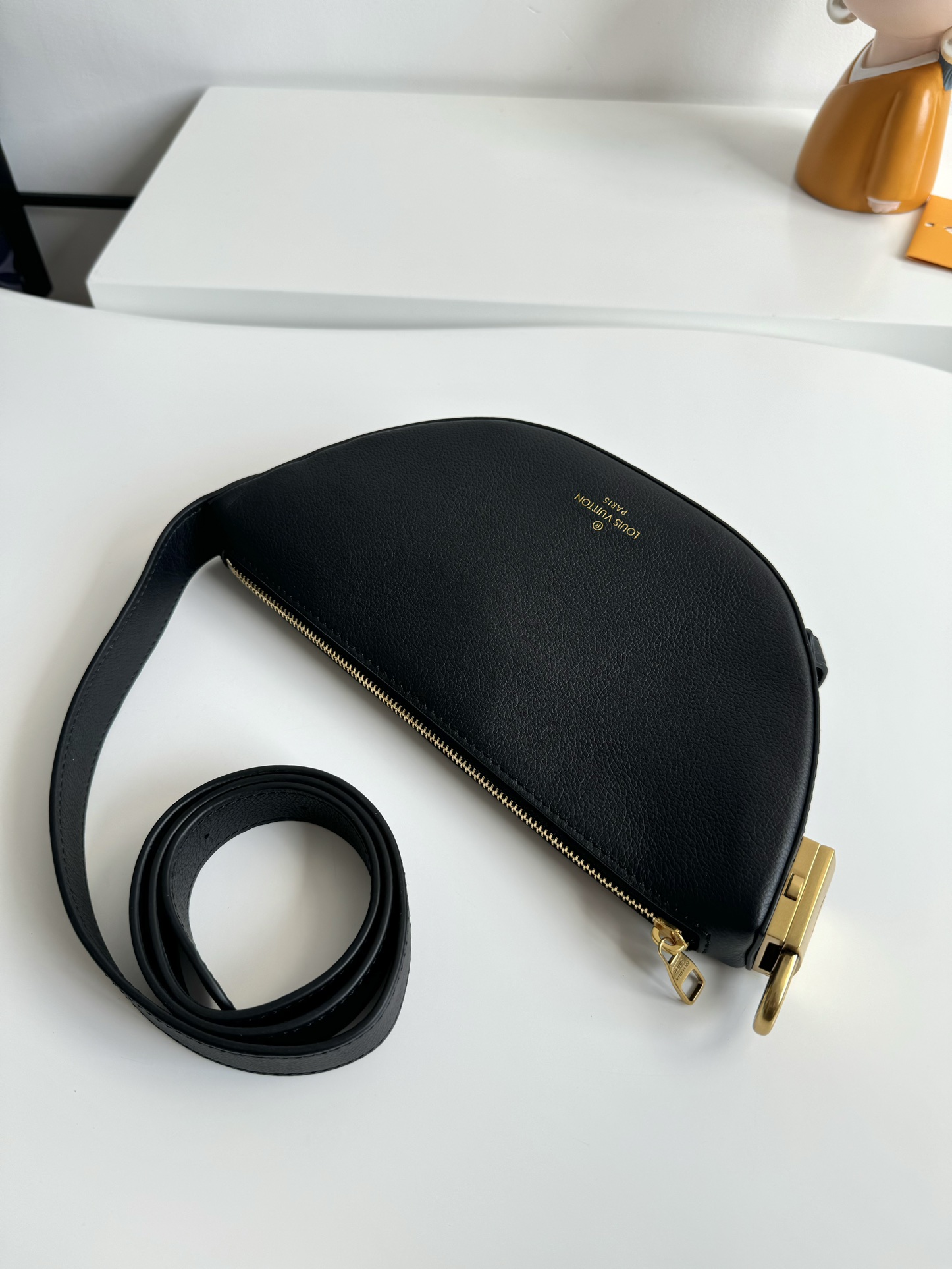 Large capacity women's bag, premium women's bag, black