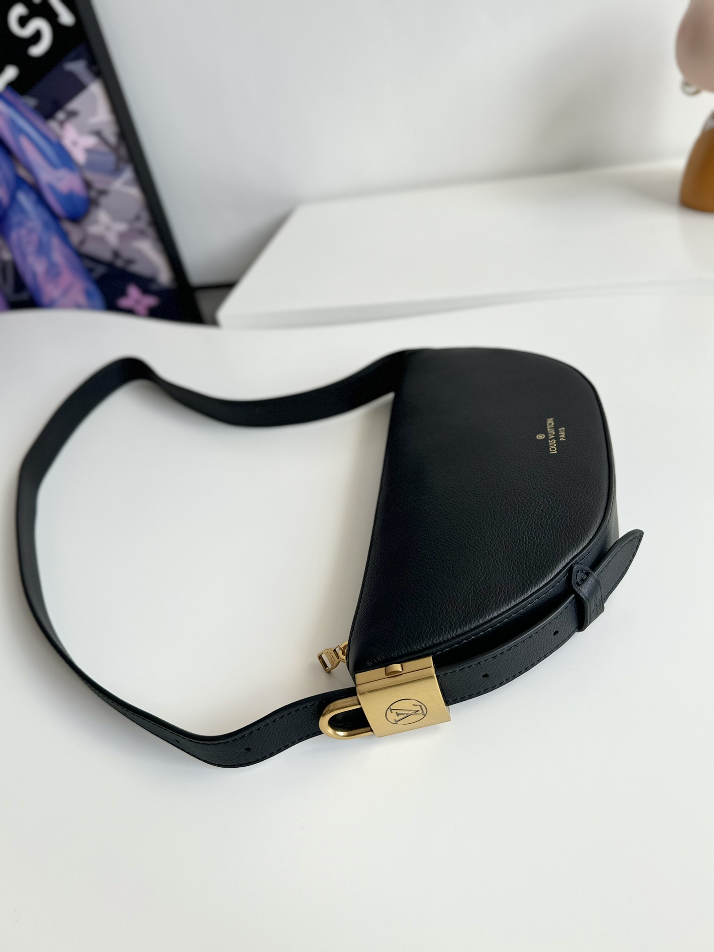 Large capacity women's bag, premium women's bag, black