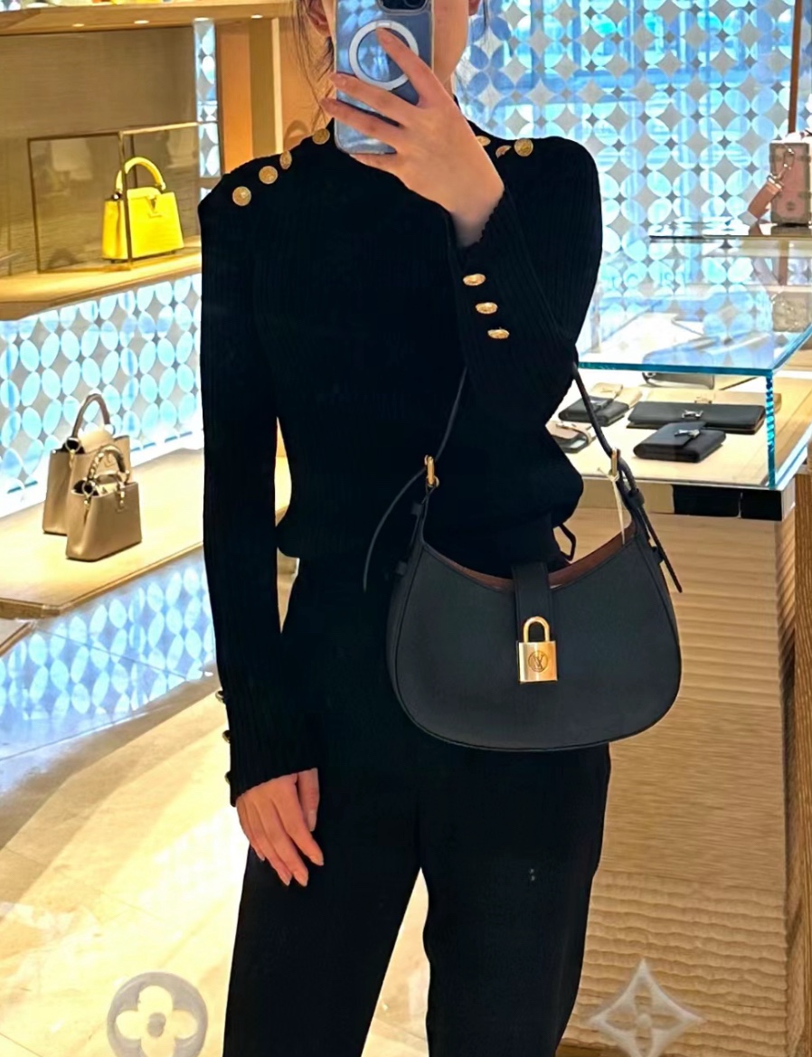 Launch Low Key Cookie Medium Handbag