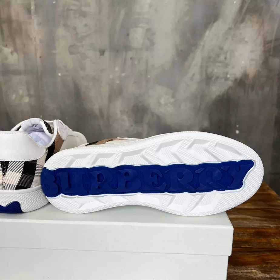 BURBERRY TERRACE SNEAKERS – BBR091