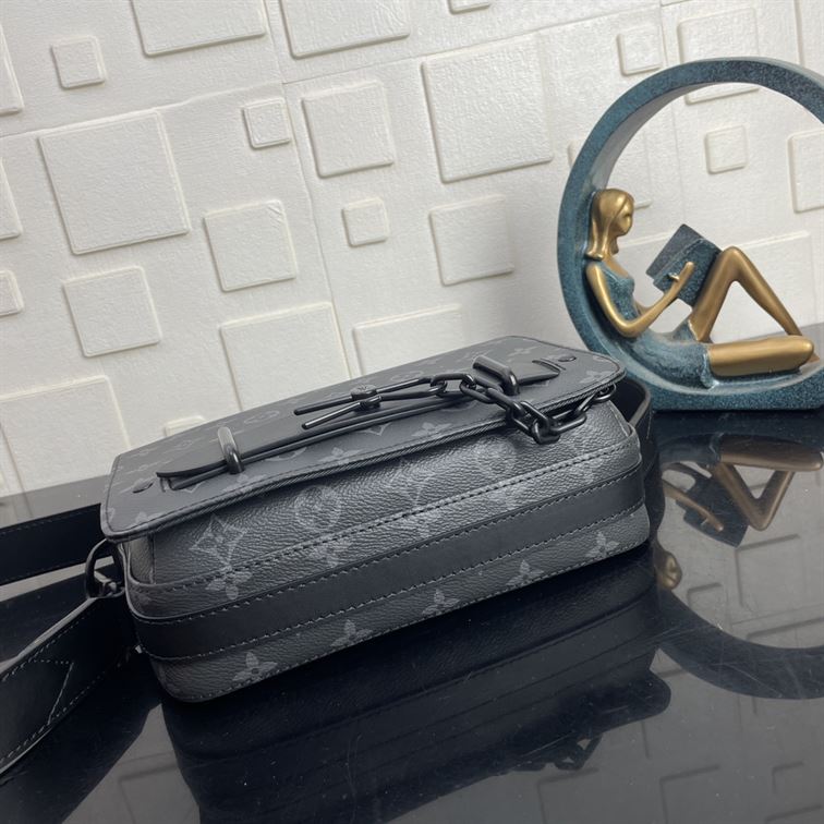 LOUIS VUITTON STEAMER MESSENGER MONOGRAM ECLIPSE – LVB058