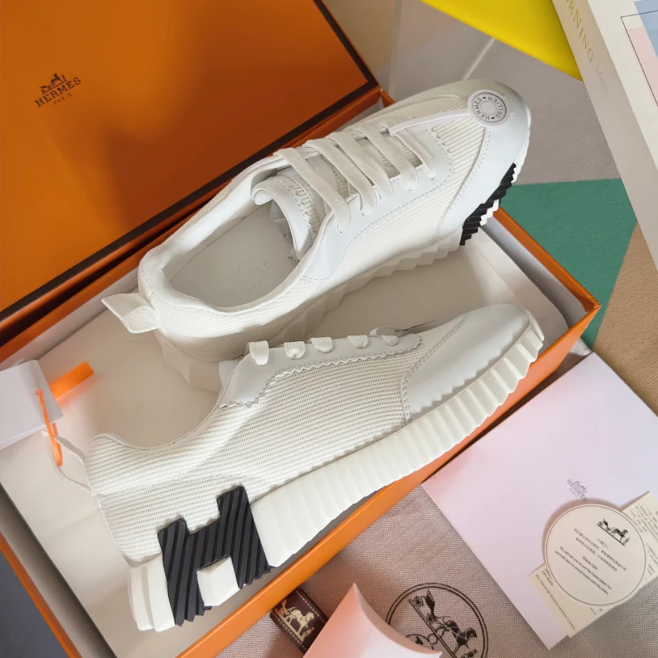 Hermes Bouncing Sneaker – HM094