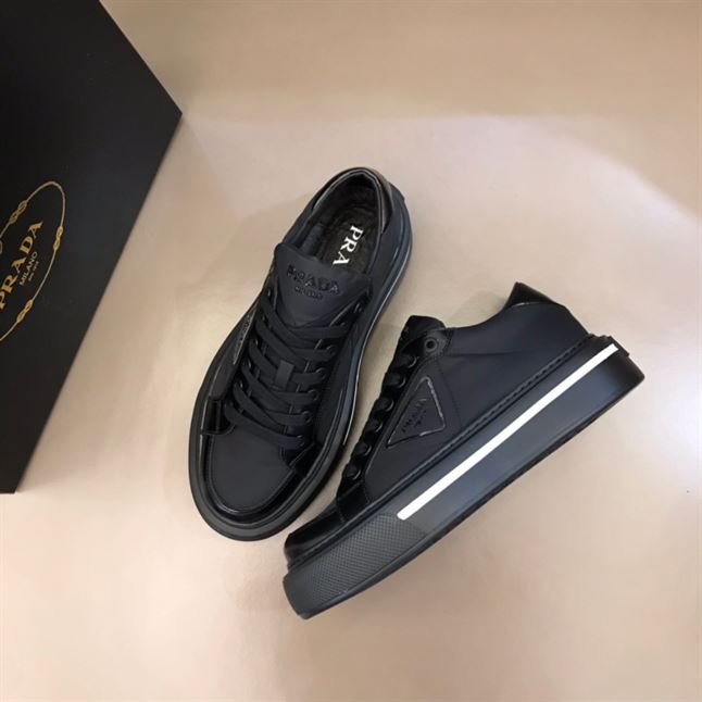 PRADA MACRO RE-NYLON AND BRUSHED LEATHER SNEAKERS – PRS058