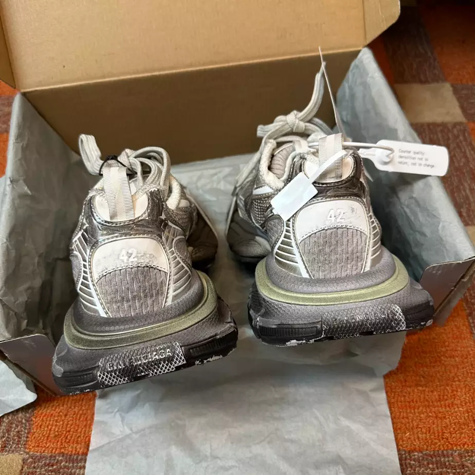 BALENCIAGA MEN’S 3XL SNEAKER – BLA111