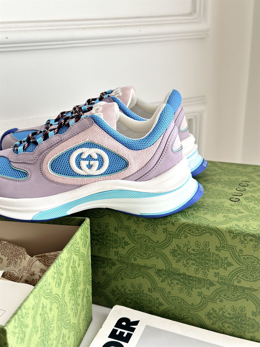 GUCCI RUN SNEAKERS – GCC116