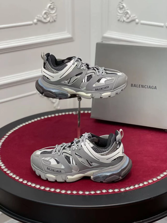 BALENCIAGA TRACK SNEAKER – BLA129