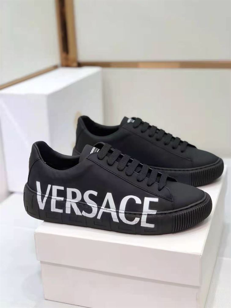 VERSACE GRECA LOGO SNEAKERS – VSS011