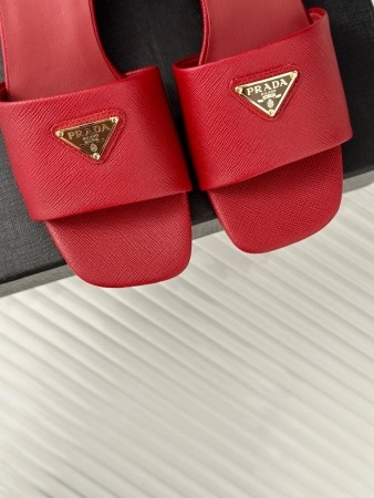 PRADA HEELED SANDALS 35MM IN RED SAFFIANO LEATHER – PSD029