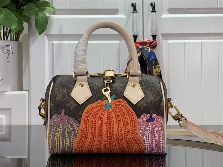 LOUIS VUITTON LV X YK SPEEDY BANDOULIERE 20 MONOGRAM – LW112