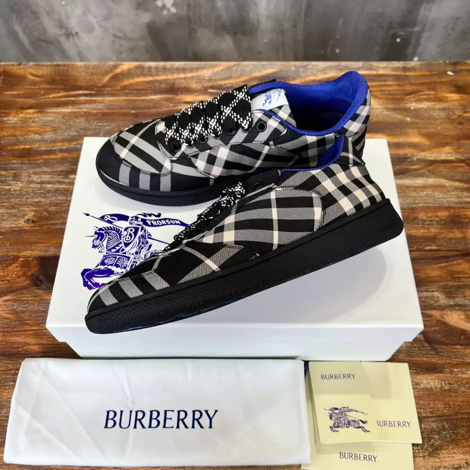 BURBERRY CHECK TERRACE SNEAKERS – BBR095