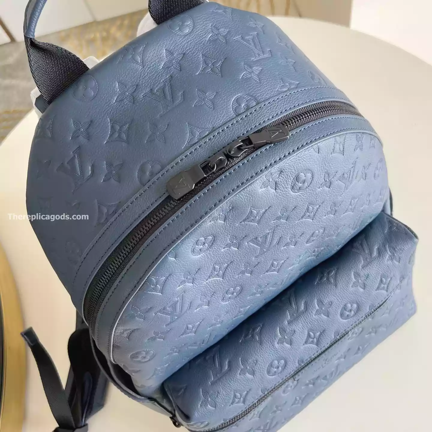 DISCOVERY BACKPACK PM IN NAVY BLUE – LW317