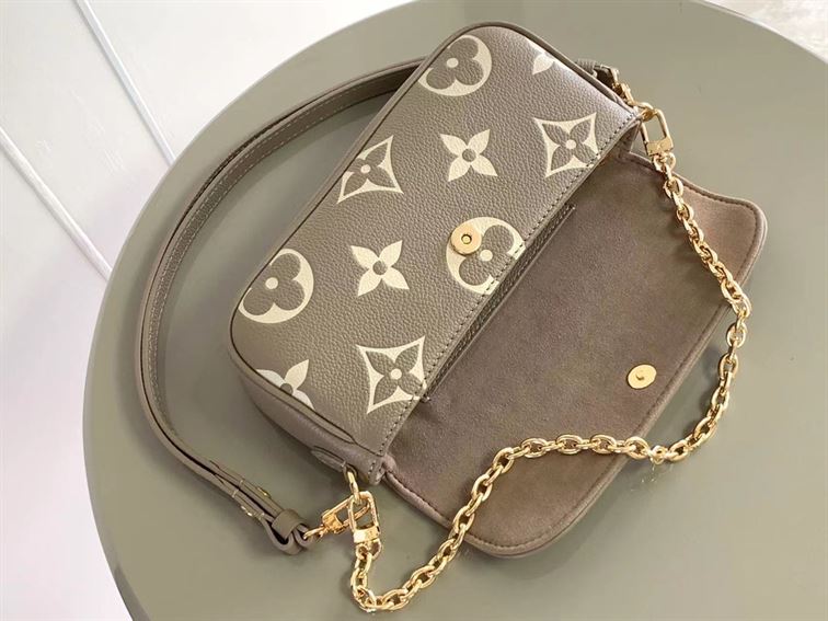 LOUIS VUITTON WALLET ON CHAIN IVY BICOLOR MONOGRAM EMPREINTE LEATHER – LW038