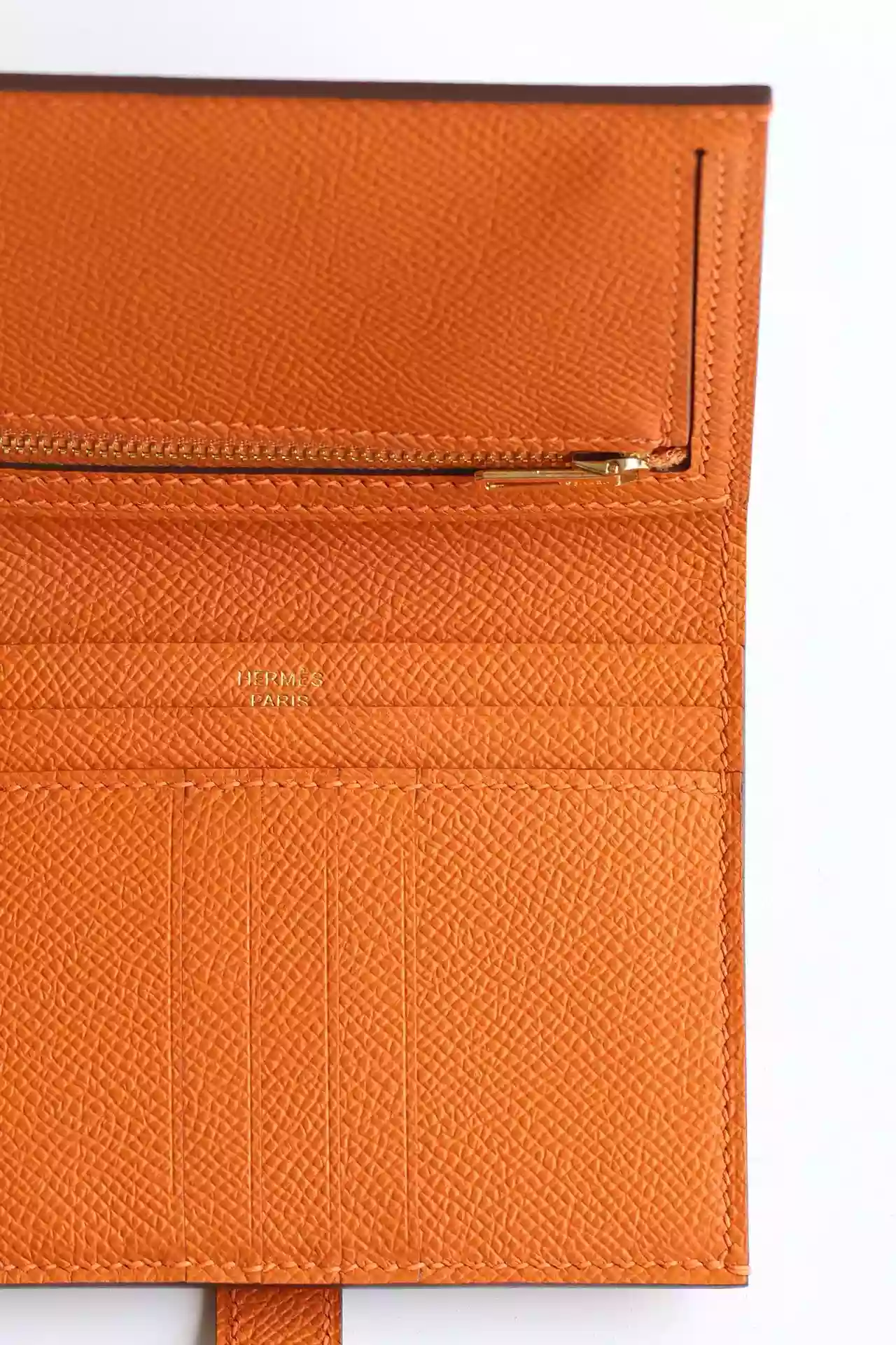 Hermes Bearn Compact Handmade Wallet in Orange Epsom Calfskin – HW149