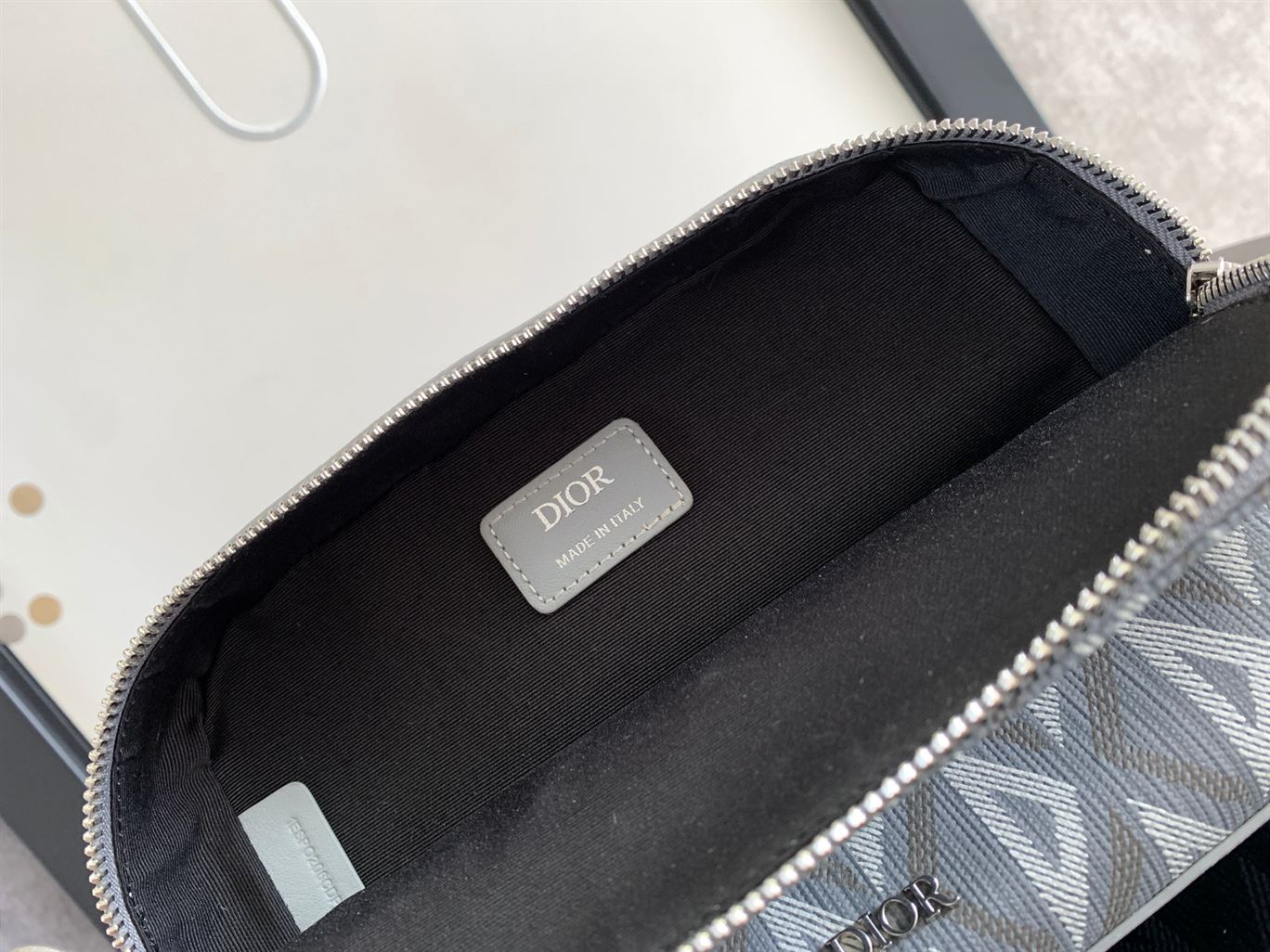 DIOR SAFARI BAG WITH STRAP GRAY CD DIAMOND CANVAS – DIO051