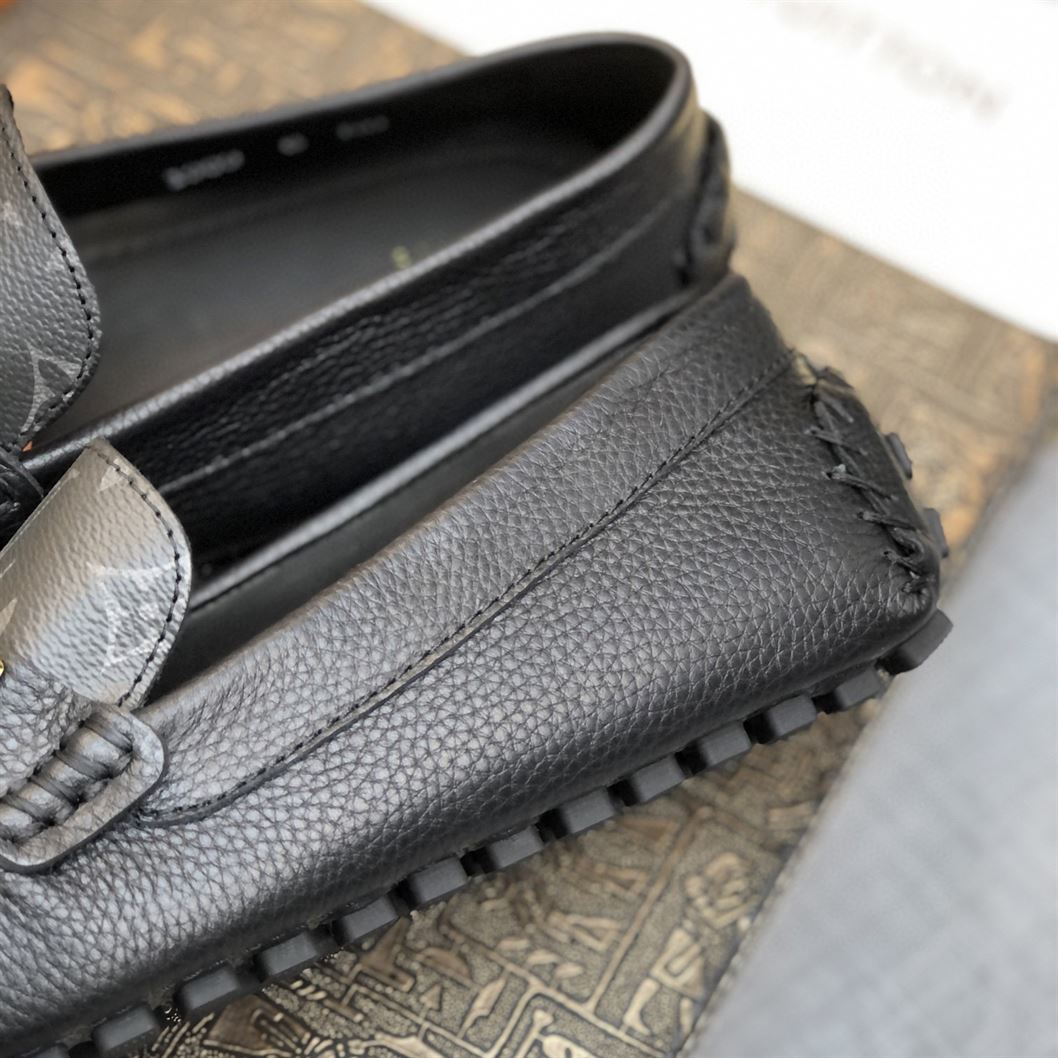 LOUIS VUITTON MOCCASIN – VL028