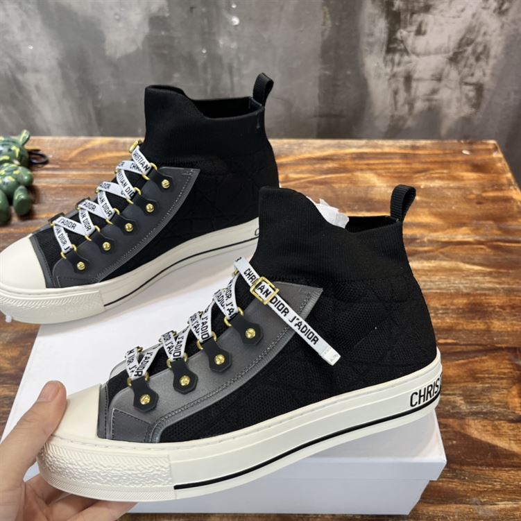 DIOR WALK’N’DIOR SNEAKER – DO118