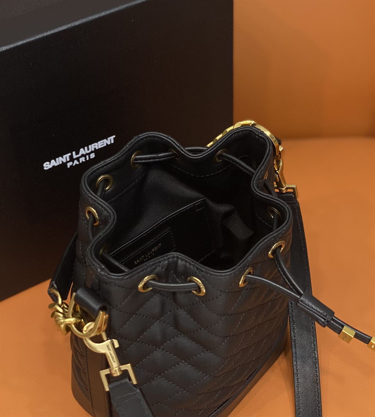 YSL EMMANUELLE SMALL BUCKET BAG IN QUILTED LAMBSKIN – YB043