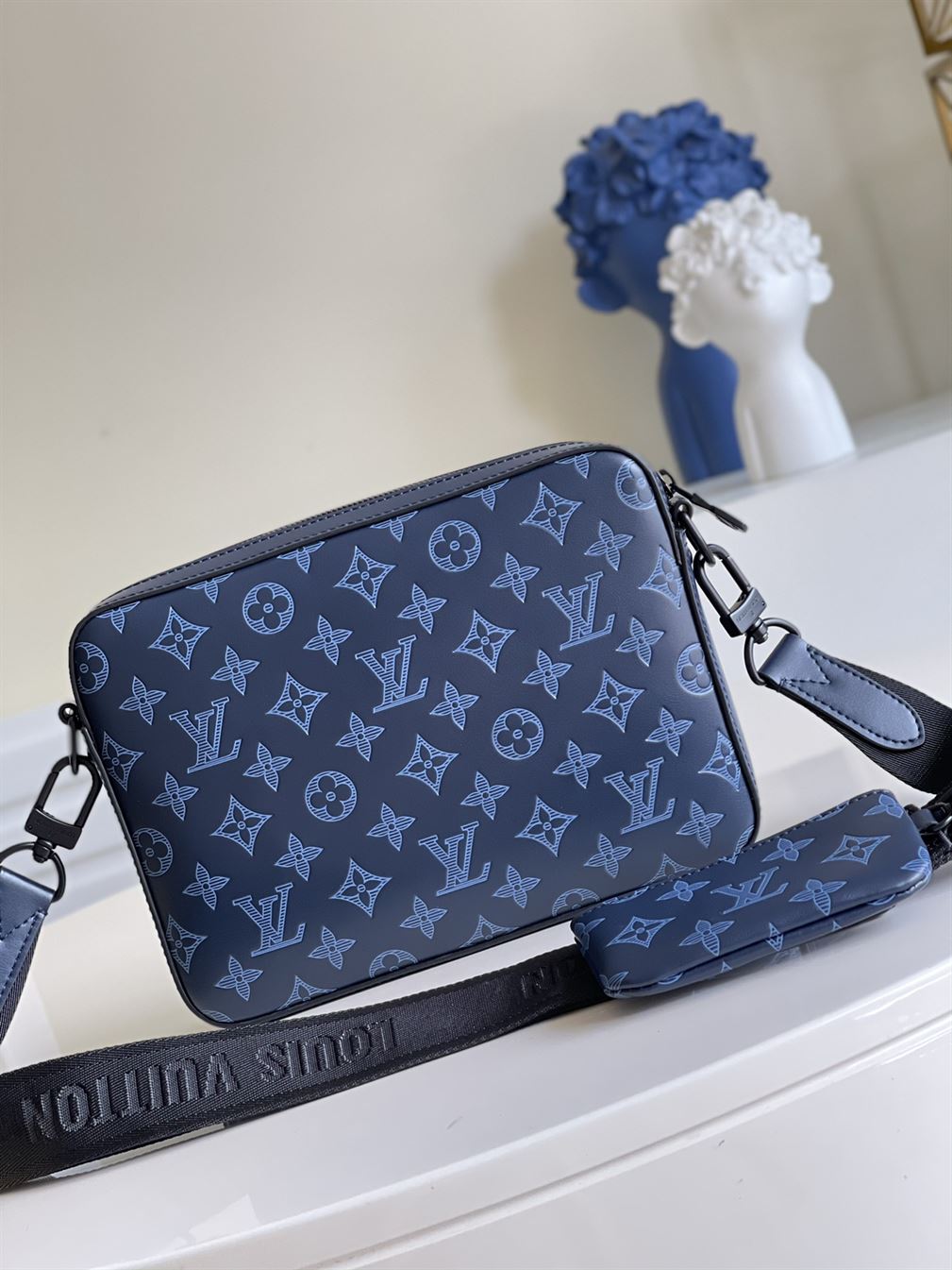 LOUIS VUITTON DUO MESSENGER MONOGRAM SHADOW LEATHER – LVB027