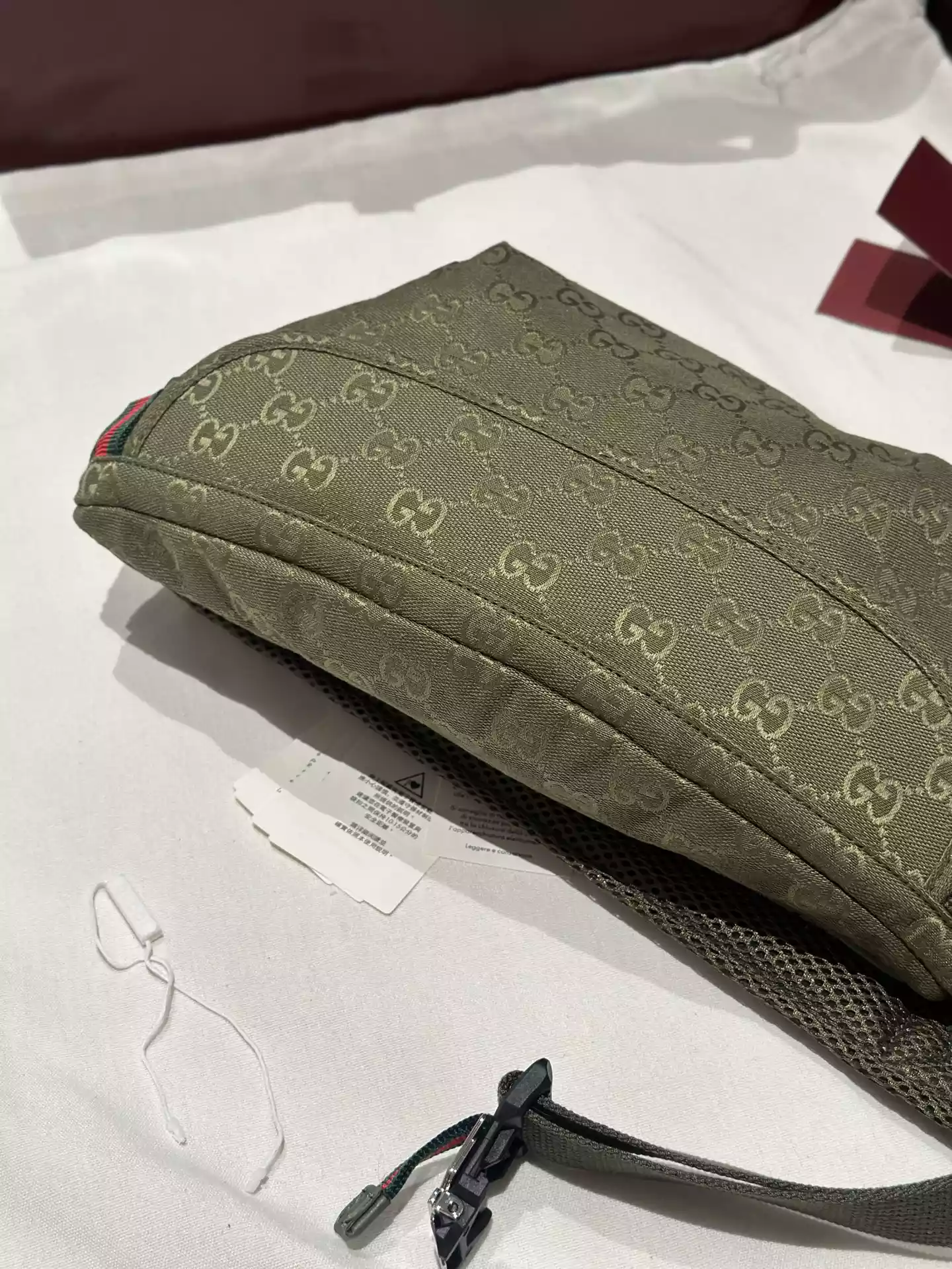 Large belt bag with print in Beige GG Canvas – BG066