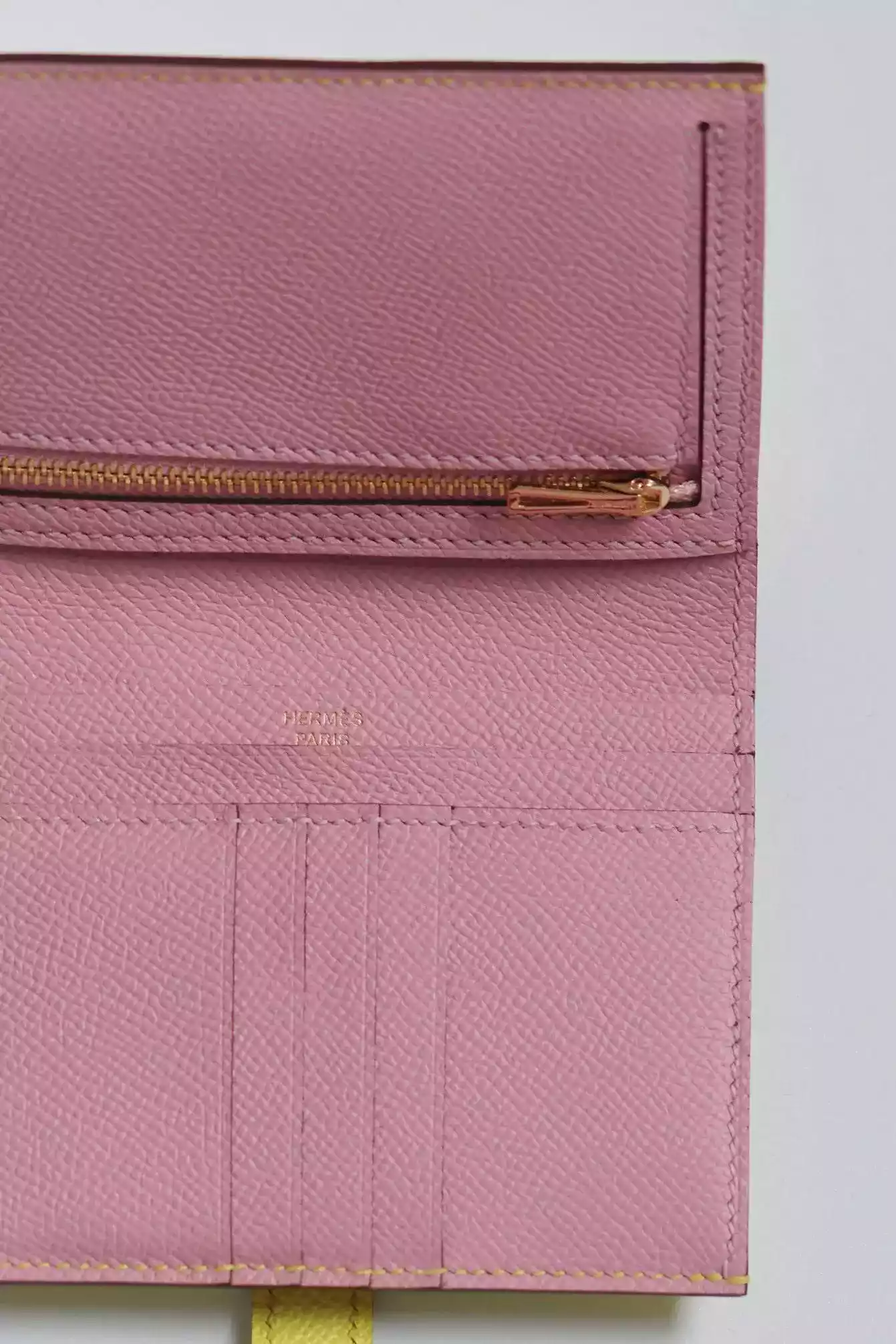 Hermes Bearn Compact Verso Handmade Wallet in Lime Epsom Calfskin – HW136