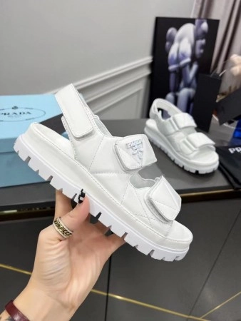 PRADA PADDED SANDALS IN WHITE NAPPA LEATHER – PSD040