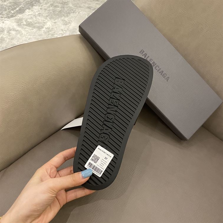 BALENCIAGA POOL SLIDE SANDAL – BBD001