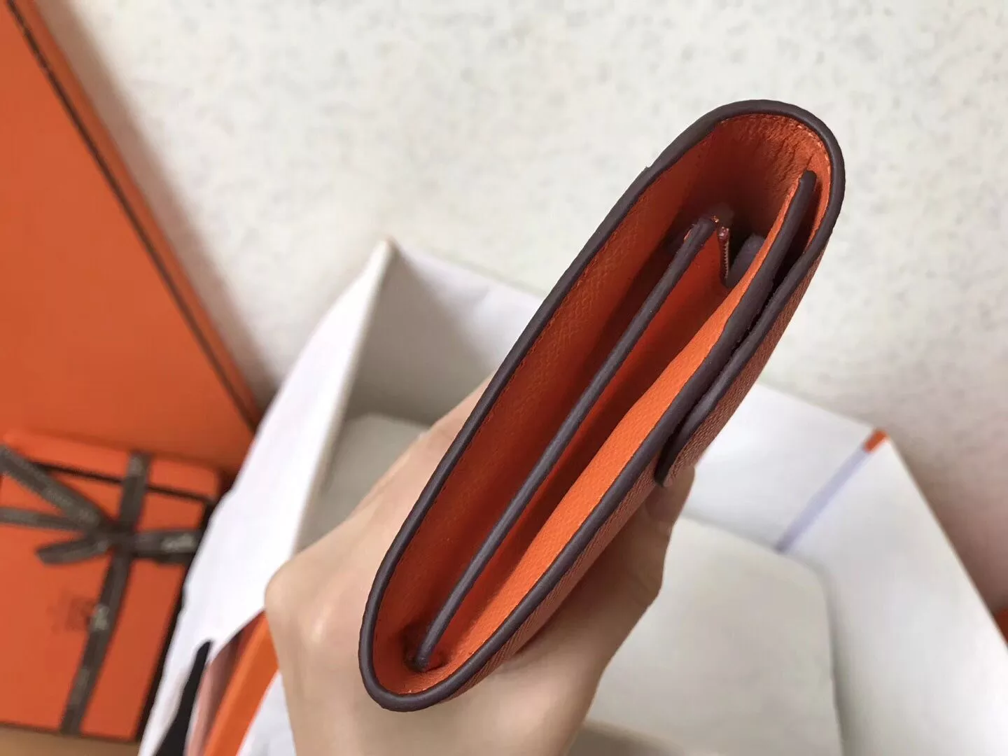 Hermes Constance Long Wallet In Orange Epsom Leather – HW186