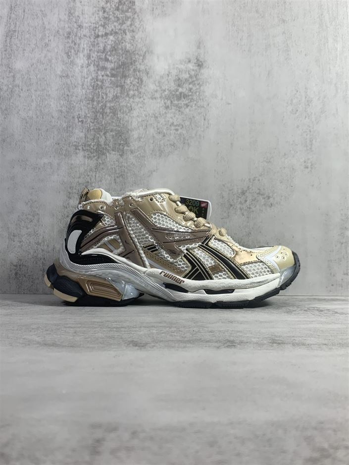 BALENCIAGA RUNNER SNEAKERS IN BEIGE – BLA053