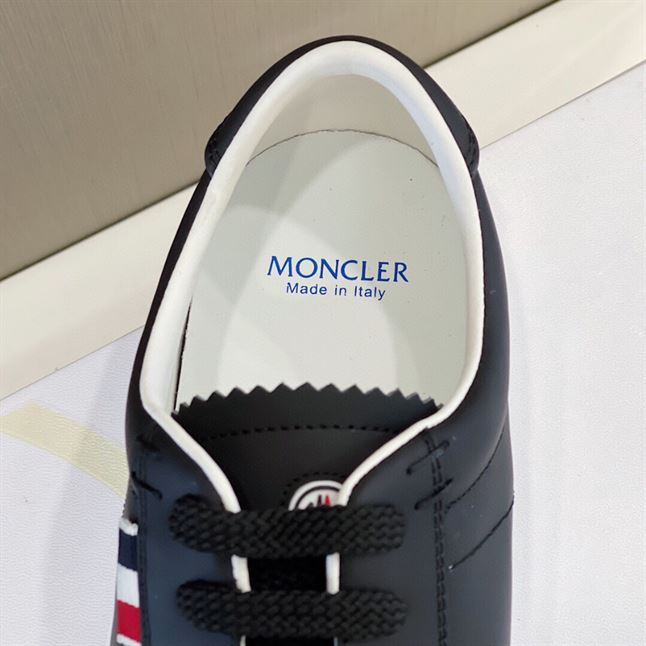 MONCLER LOW-TOP SNEAKERS – MCS011