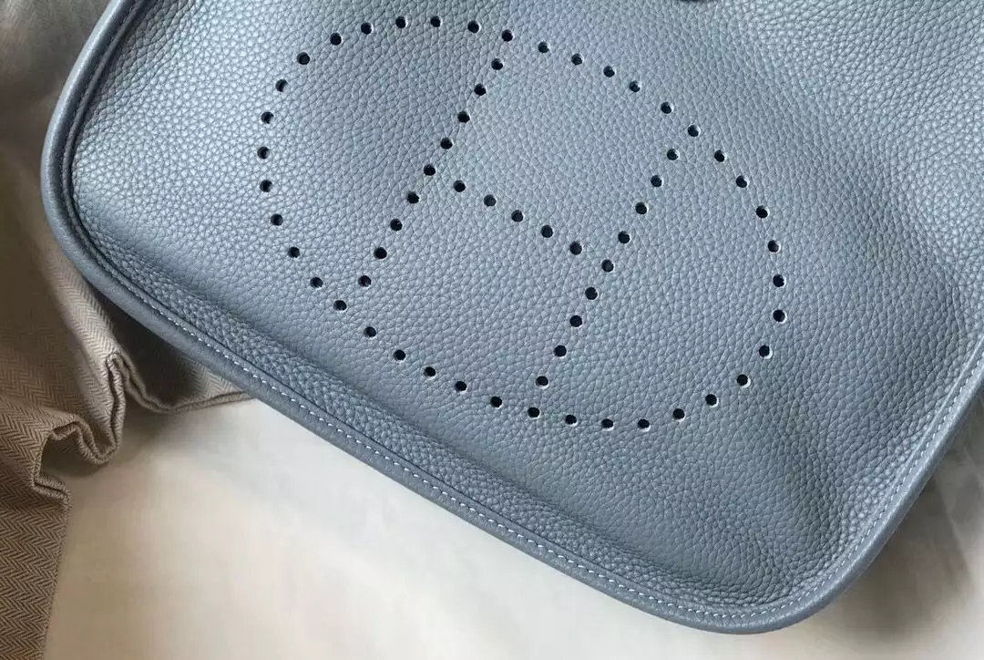 Hermes Evelyne III 29 PM Bag In Blue Lin Clemence Leather – HW060