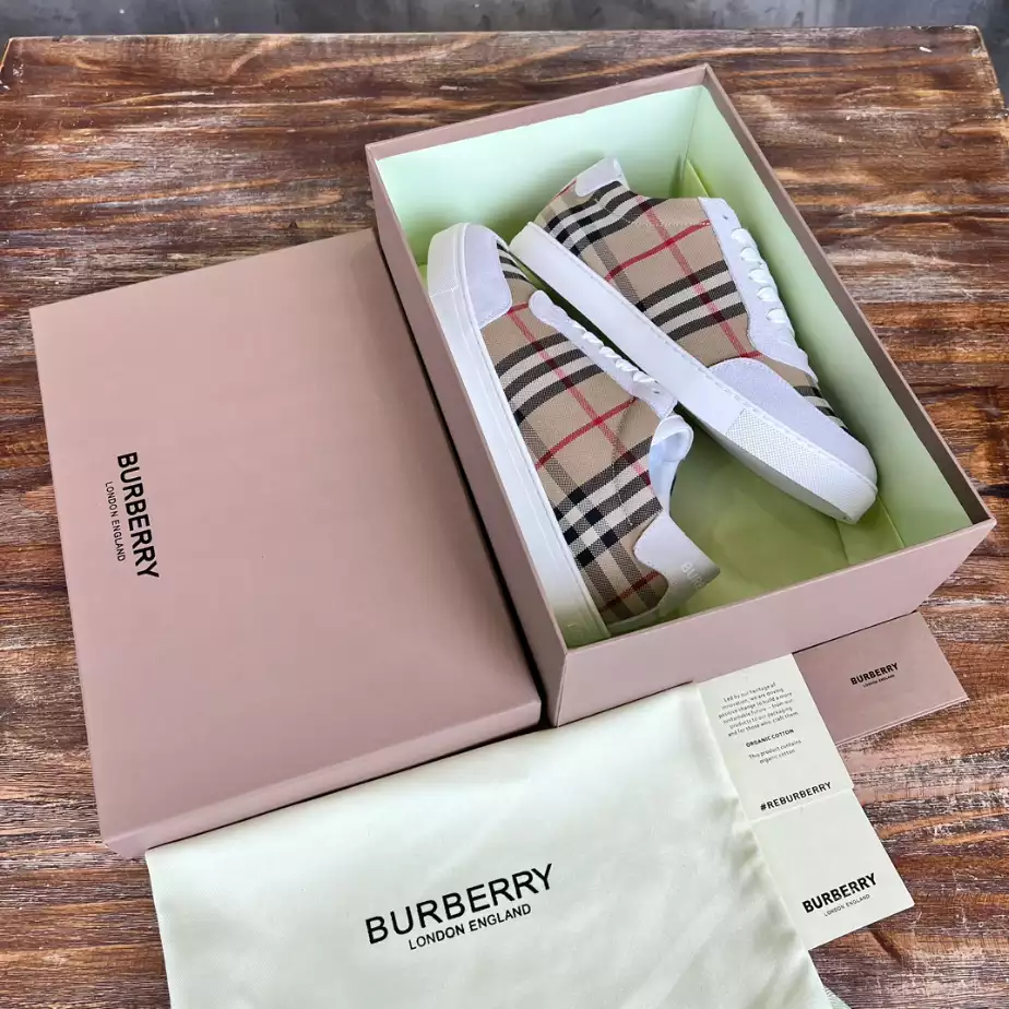 BURBERRY CHECK AND LEATHER SNEAKERS – BBR075