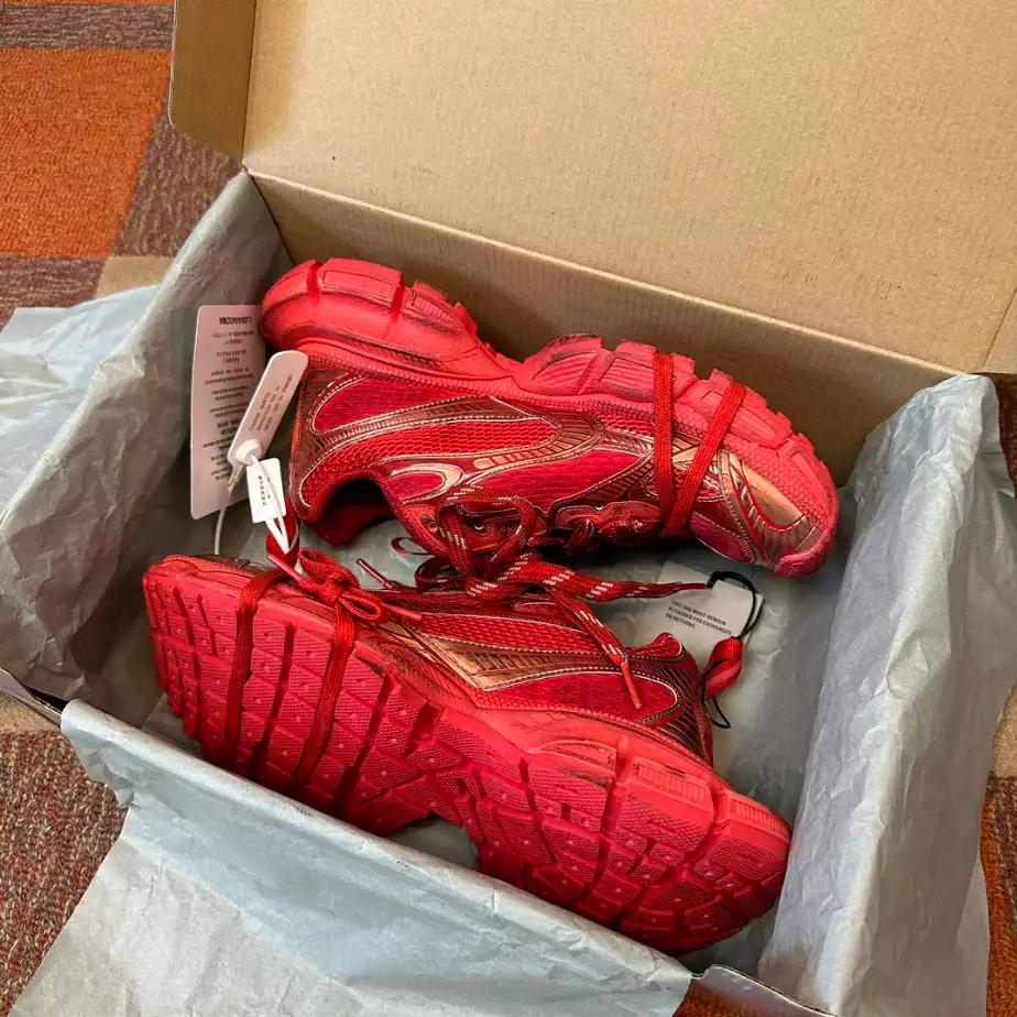 BALENCIAGA MEN’S 3XL SNEAKER – BLA110