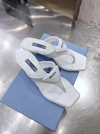PRADA HEELED THONG SANDALS IN WHITE BRUSHED LEATHER – PSD053