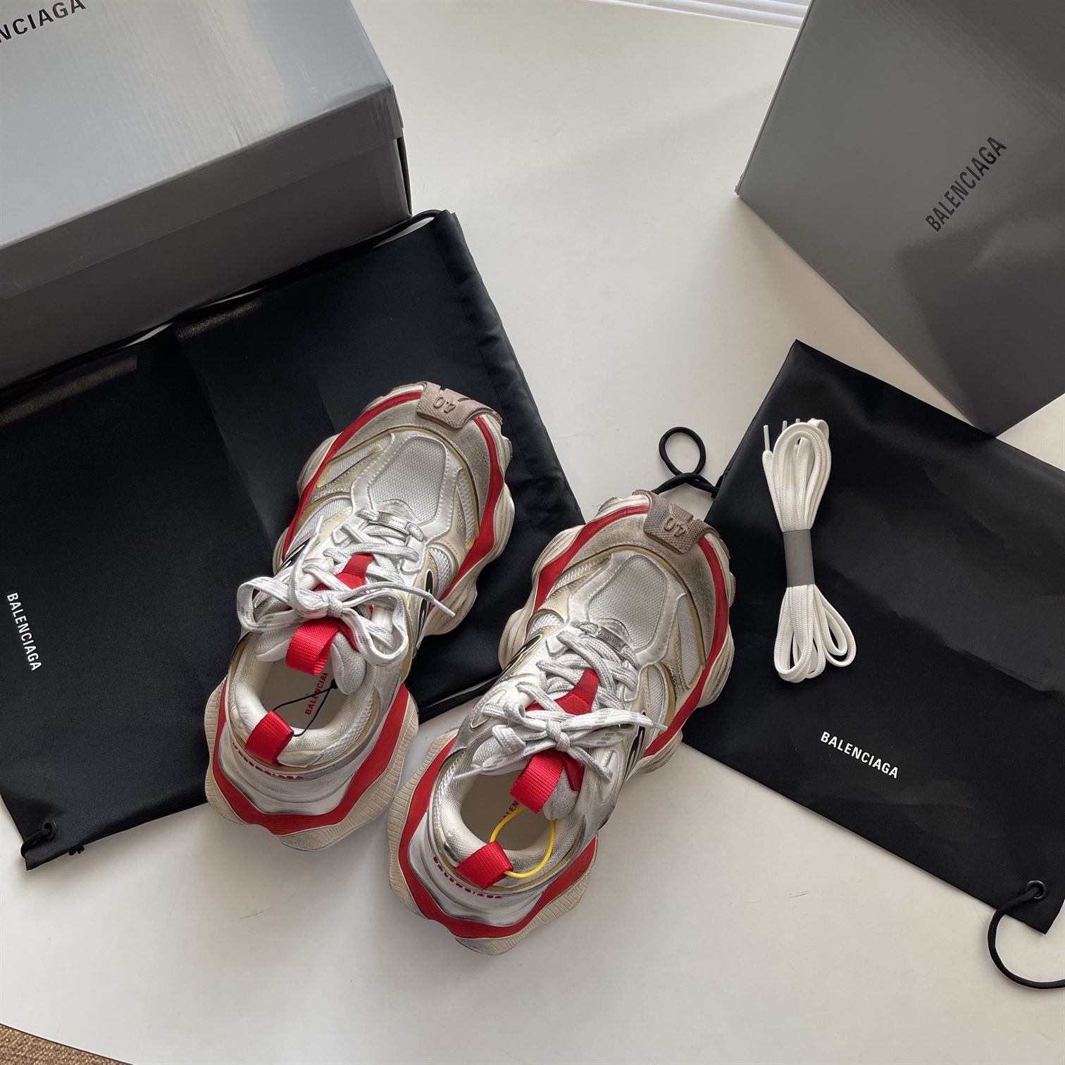BALENCIAGA CARGO SNEAKER WHITE RED – BLA092