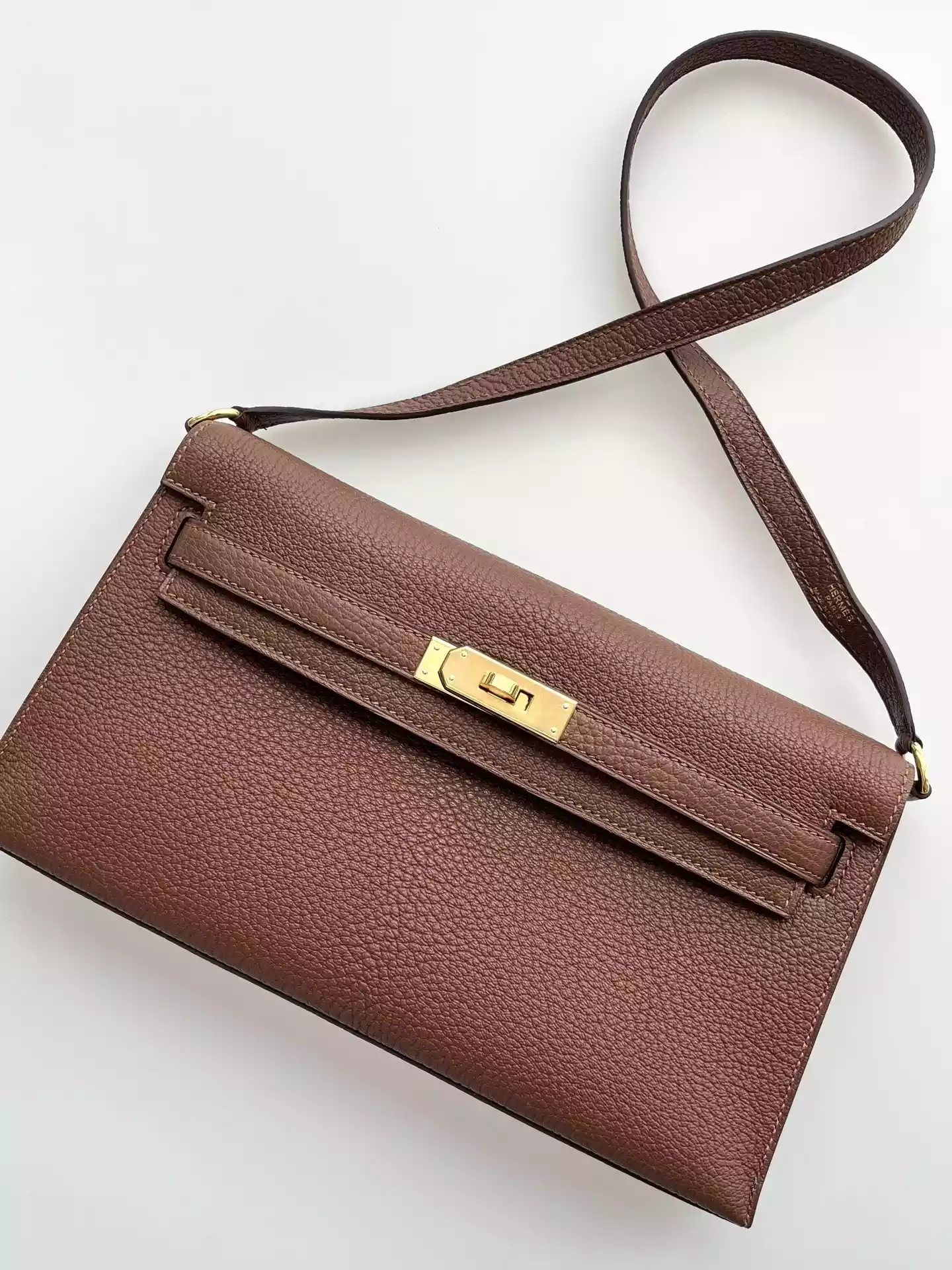 Kelly Classique To Go wallet – HW196