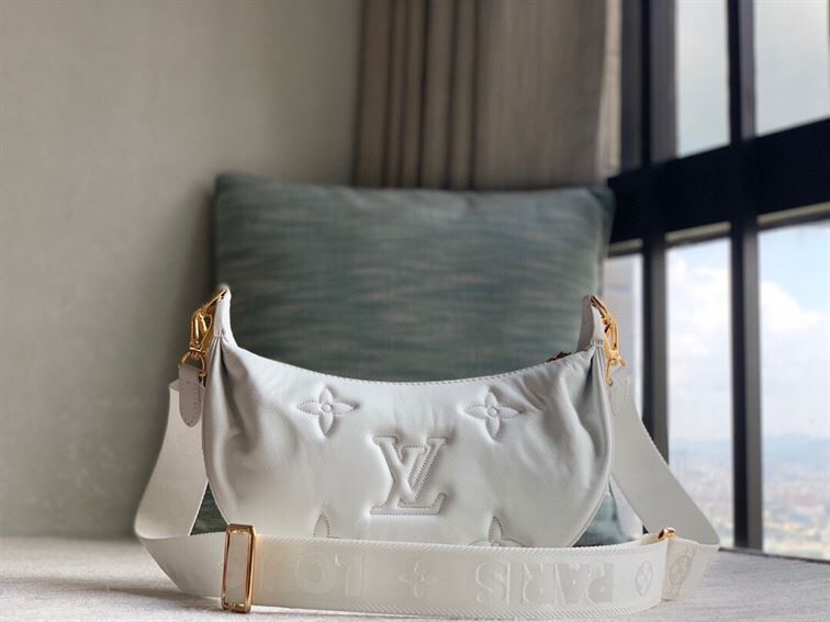 LOUIS VUITTON OVER THE MOON White – LW009