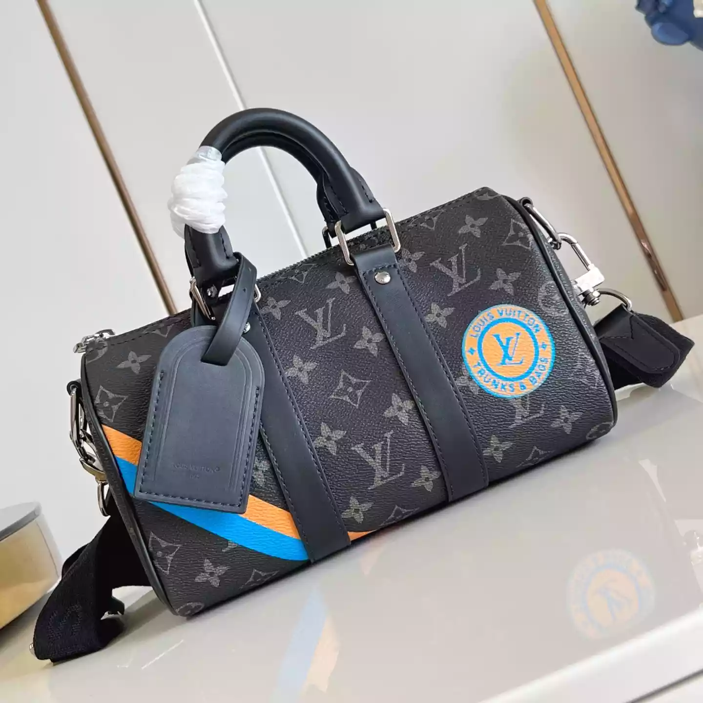 KEEPALL BANDOULIERE 25 BLACK MONOGRAM ECLIPSE – LW306