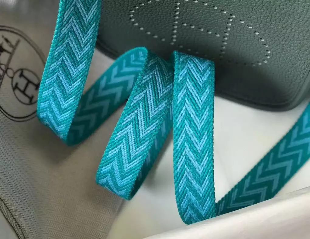 Hermes Evelyne III TPM Bag In Vert Amande Clemence Leather – HW047