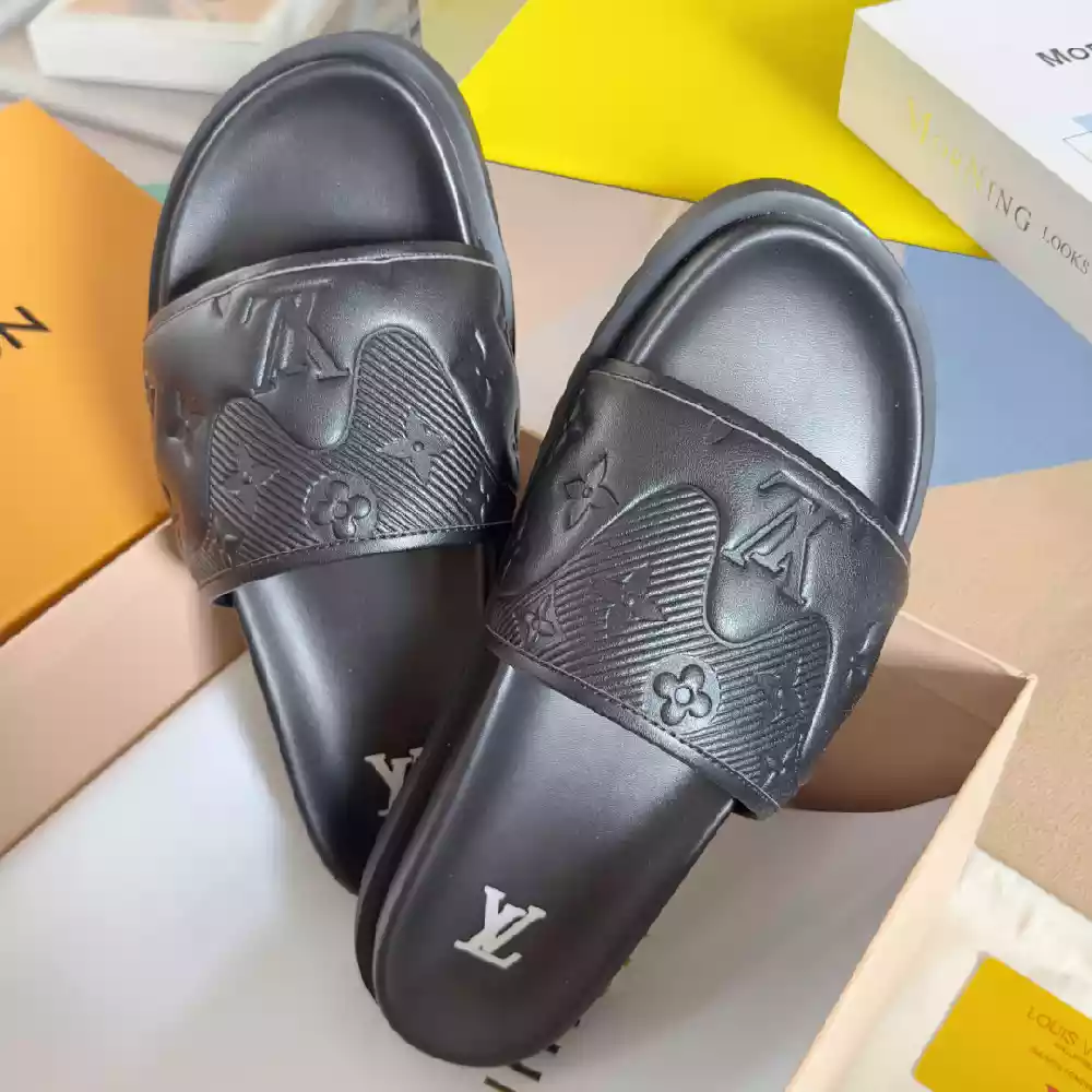 LOUIS VUITTON PALM LEATHER PREMIUM SLIDE – LVSD056