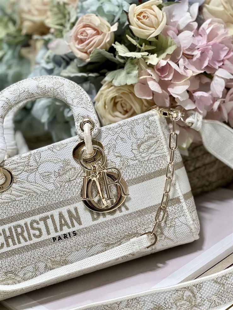 DIOR MEDIUM LADY D-JOY BAG – DOB028