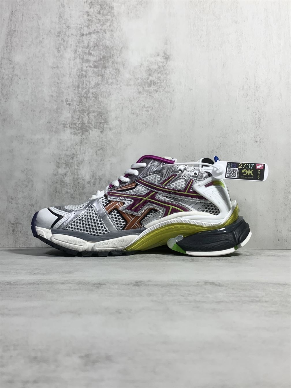 BALENCIAGA RUNNER SNEAKER – BLA026